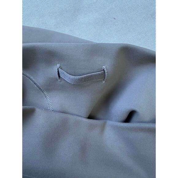 Lululemon Wonder Train Leggings - Picture 4 of 8